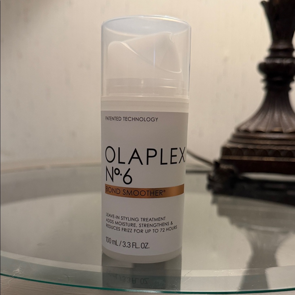 OLAPLEX No.6 Bond Smoother with White and Gold Accents